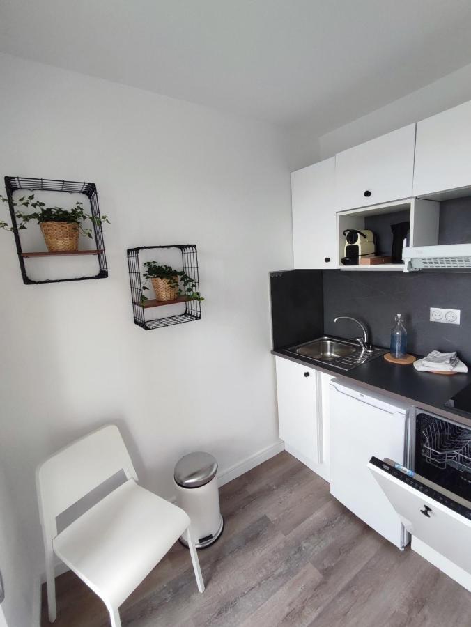 Studio 22 - Coucher De Soleil & Vue Mer Courseulles-sur-Mer Exterior foto